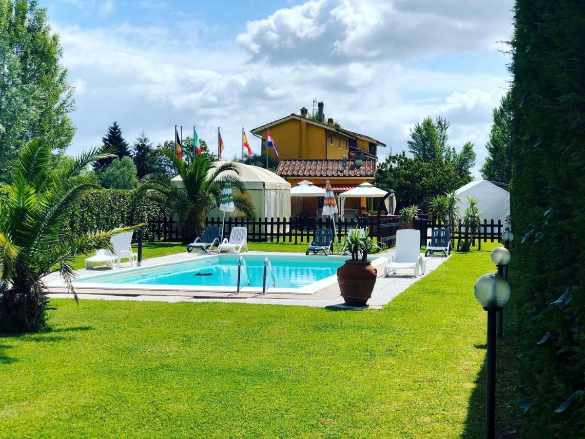 Agriturismo La Conte Лукка Экстерьер фото